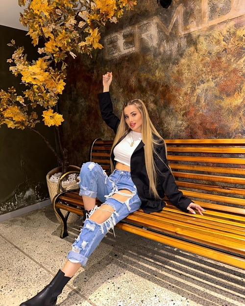 Anna Taksim — İstanbul escort ilan fotoğrafı 3