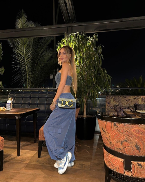 Anna Taksim — İstanbul escort ilan fotoğrafı 6