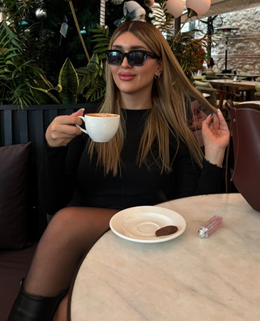Ayça Nişantaşı — İstanbul escort ilan fotoğrafı 2